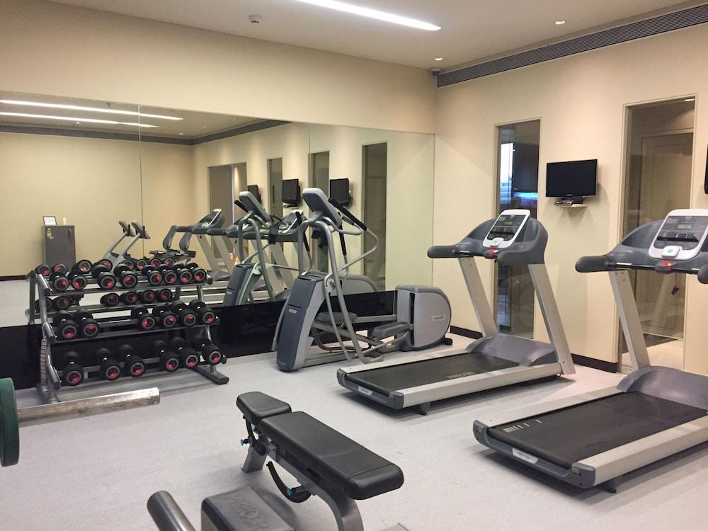 Surat Marriott Hotel Extérieur photo
