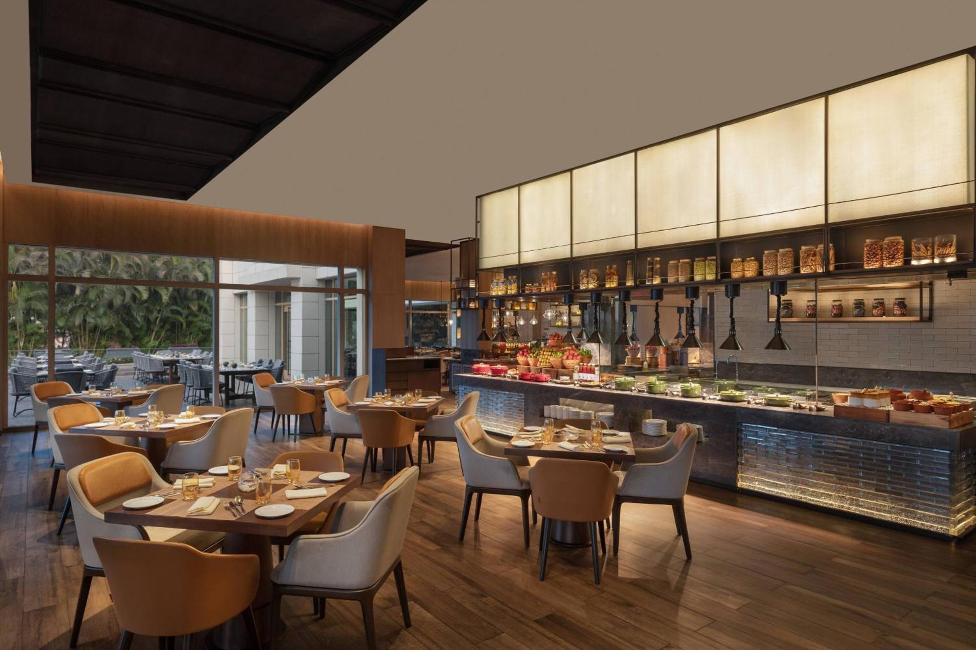 Surat Marriott Hotel Extérieur photo