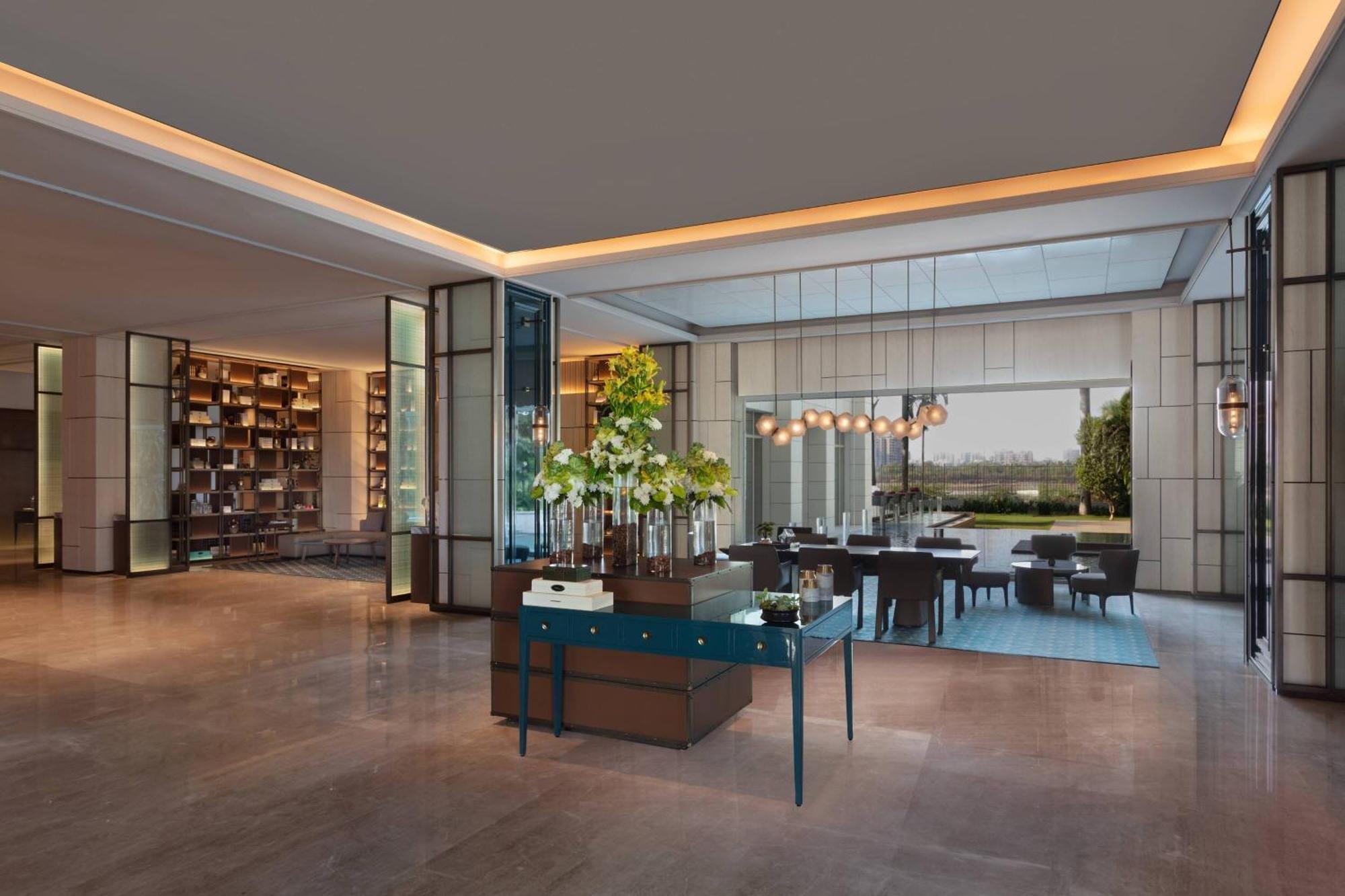 Surat Marriott Hotel Extérieur photo
