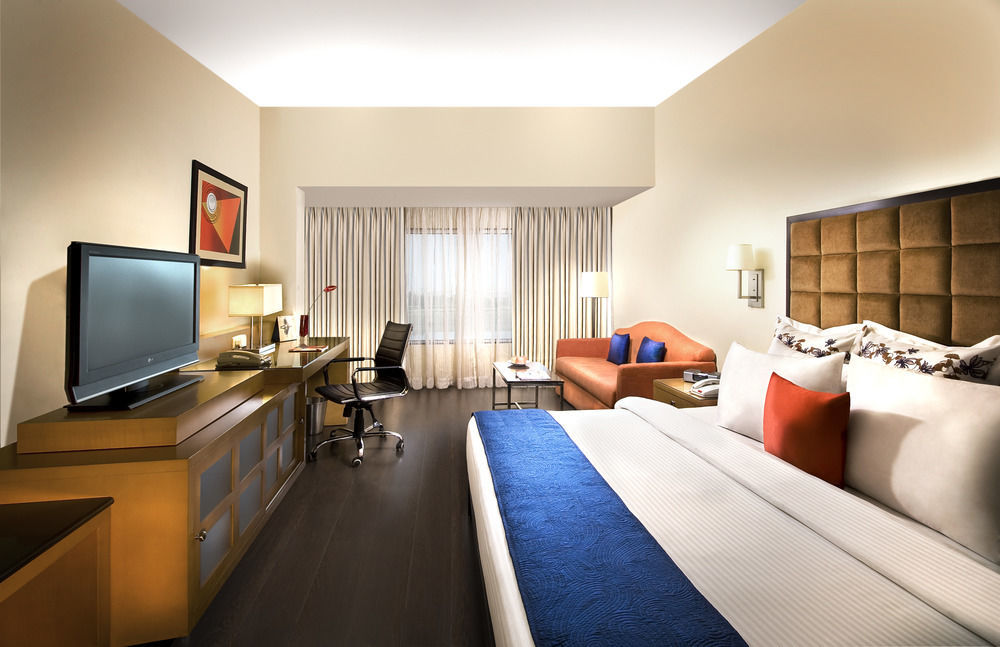 Surat Marriott Hotel Chambre photo