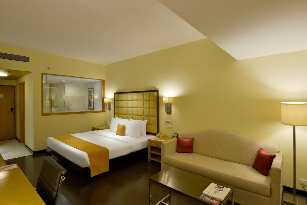 Surat Marriott Hotel Extérieur photo